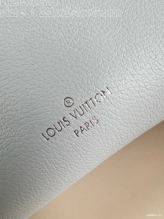 WIS Trunk LOUIS PM-21*14*6CM VUITTON Side 0823